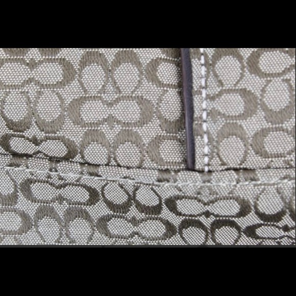 Coachđź’ĄVINTAGE~RAREđź’ĄBrown Monogram Extra Large Laptop Carrier - Picture 2 of 7